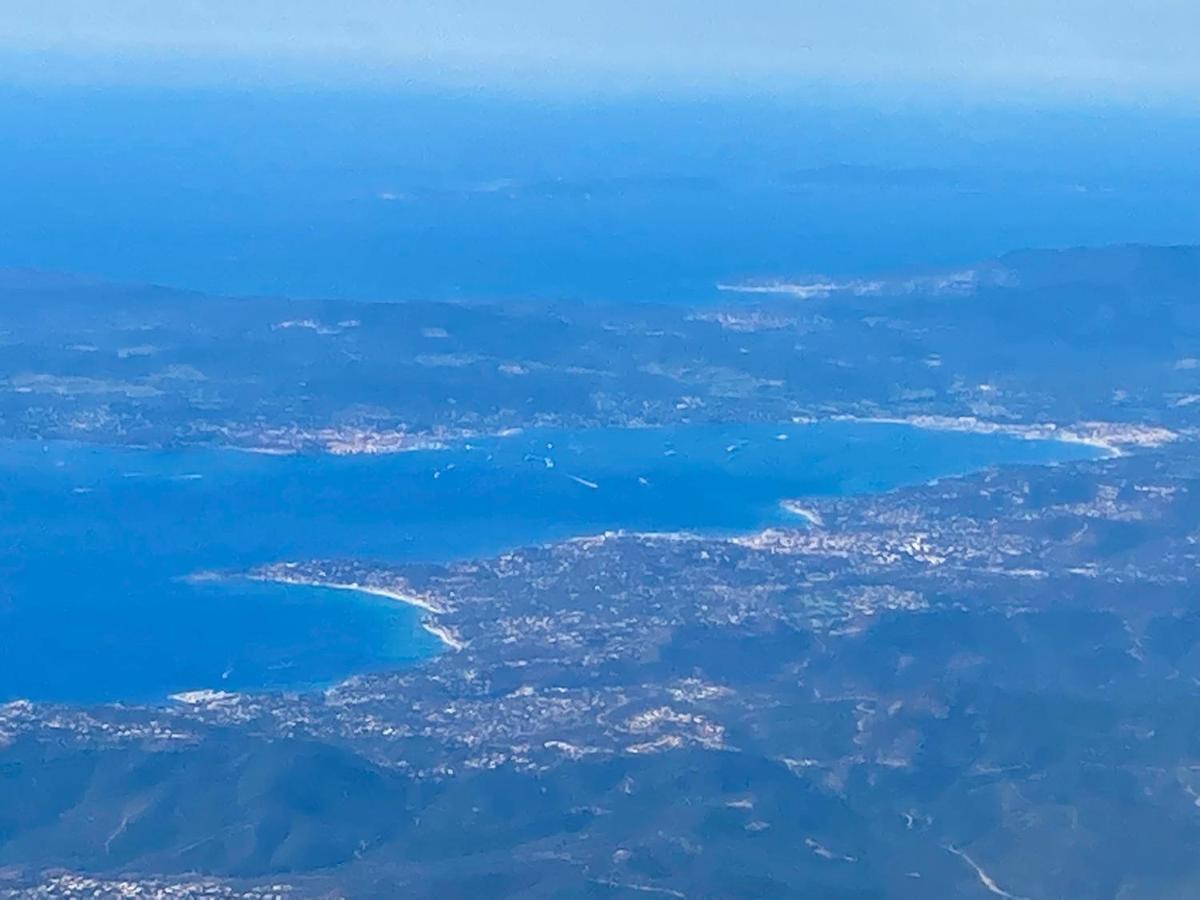 盖辛Azuromarin别墅 外观 照片